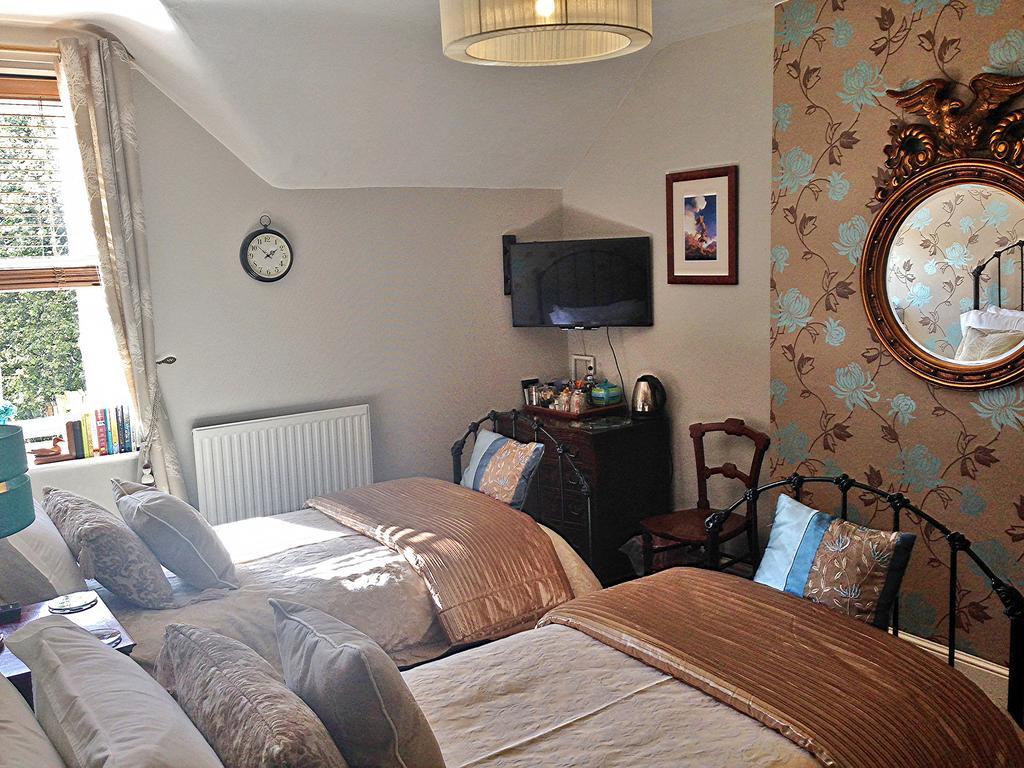 The Everlook Guest House And B&B Builth Wells Room photo