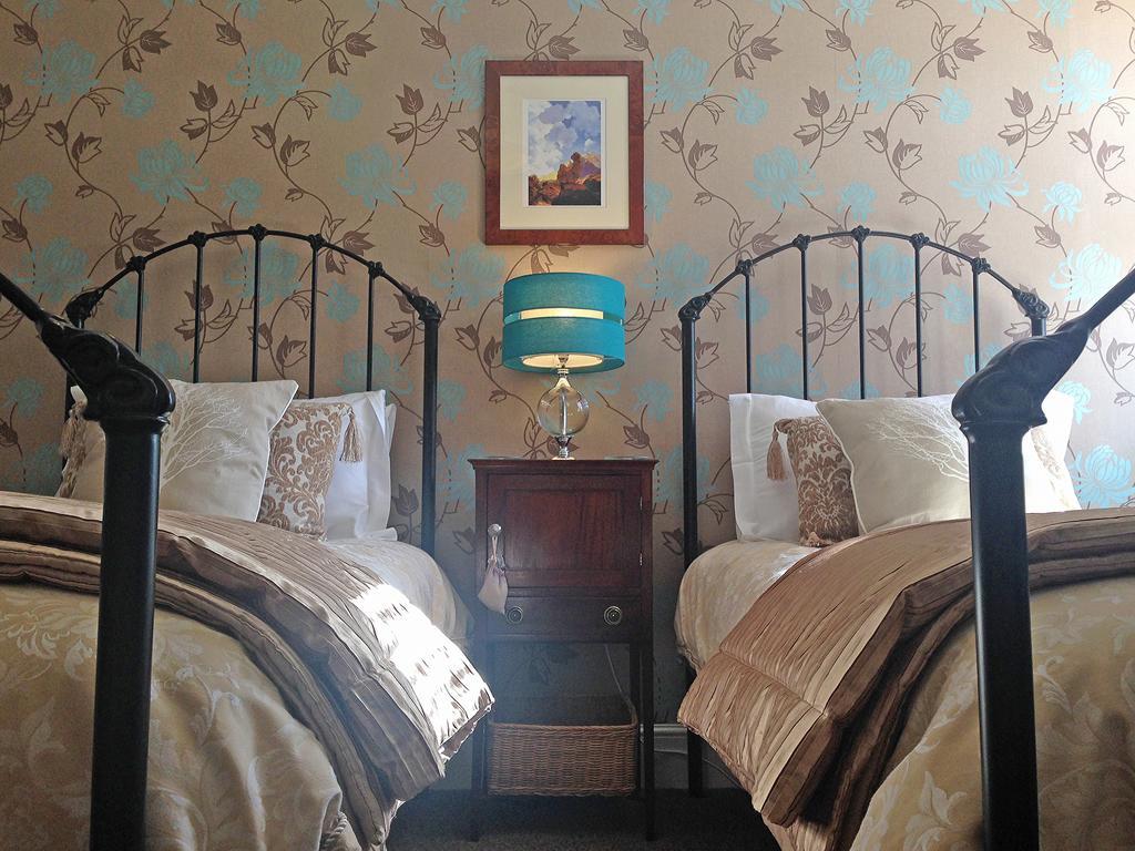 The Everlook Guest House And B&B Builth Wells Room photo